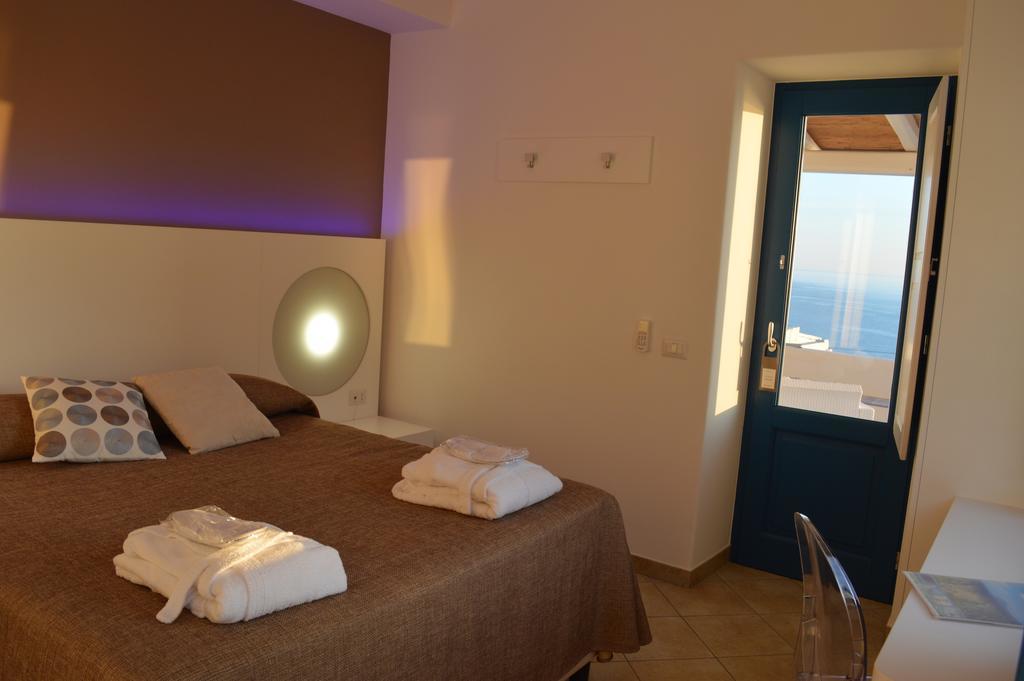 مالْفا 'A Alera Room & Breakfast المظهر الخارجي الصورة